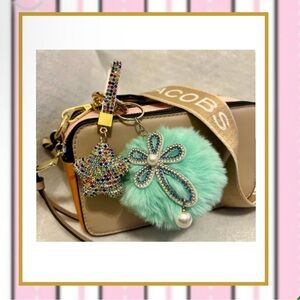 Star Shape Rhinestone keychain/pendant & fur ball (MULTICOLOR)